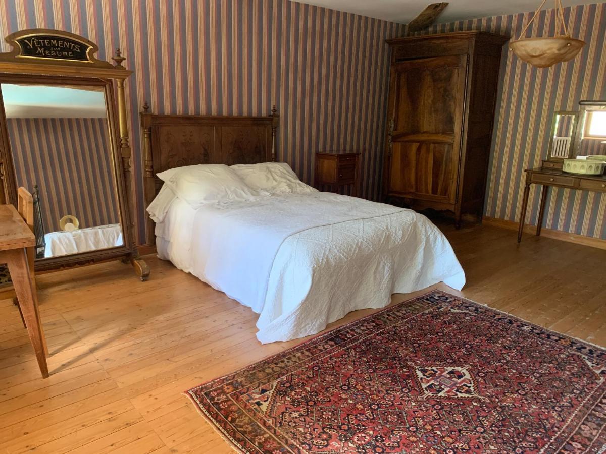 Buisson Gite Et Chambre D'Hote Laruscade Dış mekan fotoğraf
